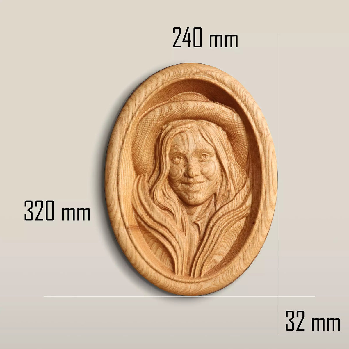 Dimension drawing of the large portrait in natural oiled: 320 mm high, 240 mm wide, 32 mm deep